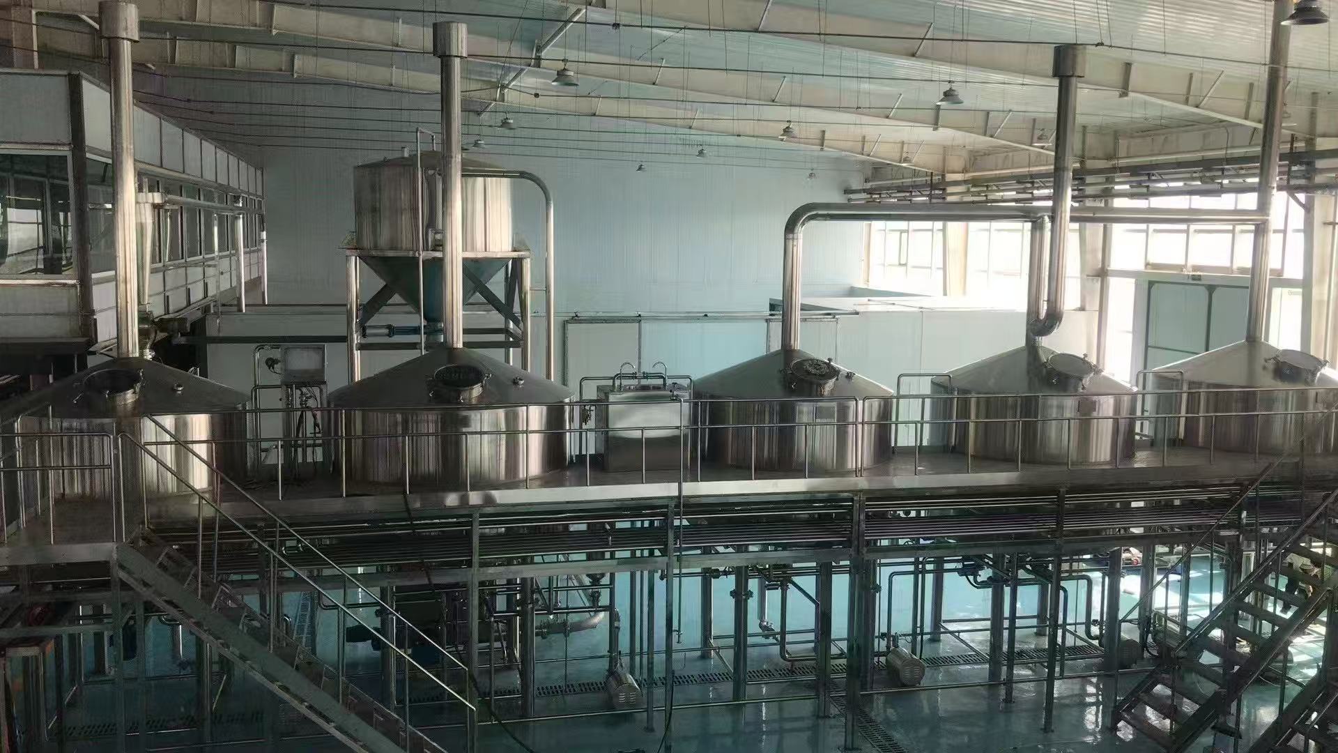 赤水精酿啤酒设备厂—精酿啤酒设备主要生产工艺与核心技术